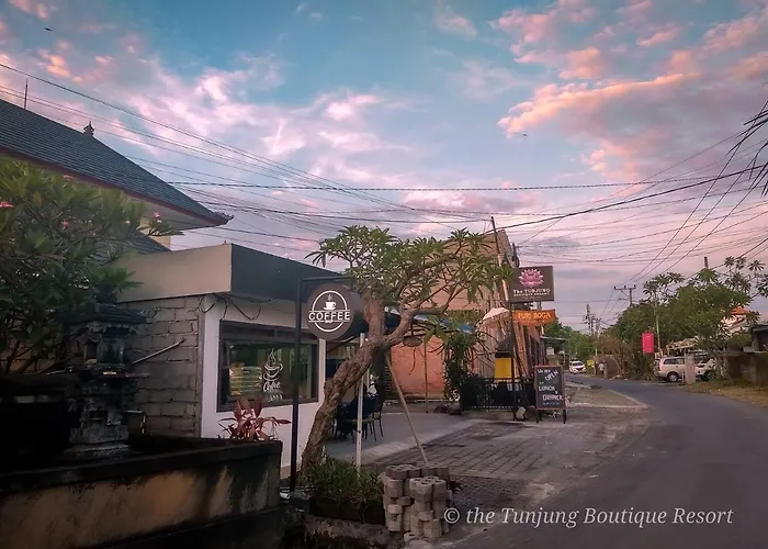 The Tunjung Boutique Resort Dalung (Bali)