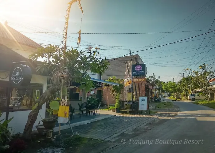 The Tunjung Boutique